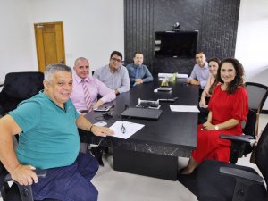 Nova diretoria da OAB visita prefeito de Chapecó