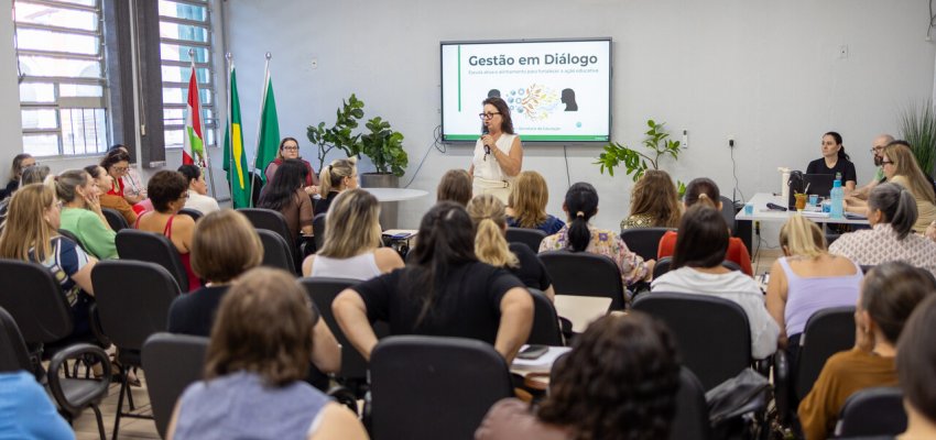 Secretaria de Educa&ccedil;&atilde;o promove escuta ativa com gestores da Rede Municipal 