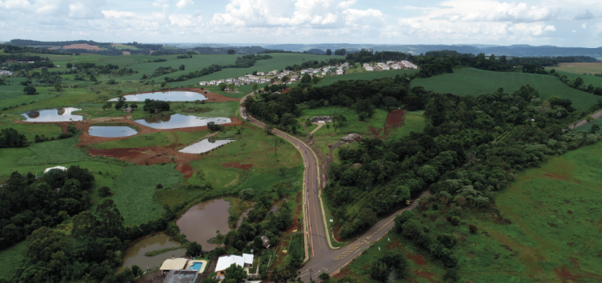 Monte Castelo tem acesso asfaltado
