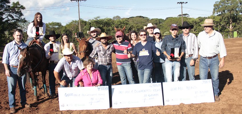 Competidor de Pomerode vence a final do rodeio da ra&ccedil;a Quarto de Milha