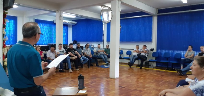 Reuni&atilde;o esclarece sobre tributos e IPTU 2019