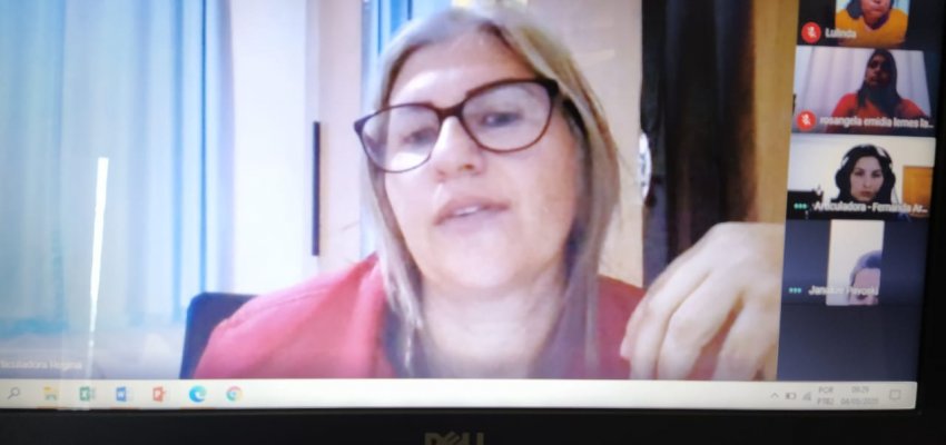 Professores foram capacitados para oferecer atividades não presenciais