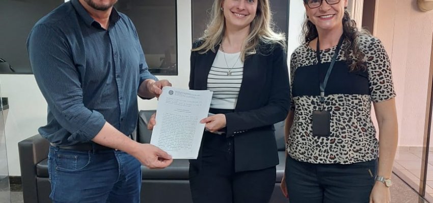 MPT cede ve&iacute;culo ao CEREST Regional de Chapec&oacute;