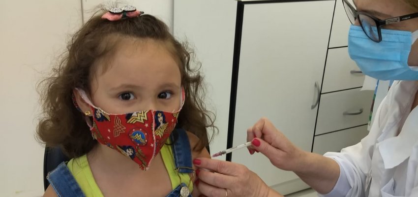 Chapecó terá vacinação de crianças sem agendamento, no sábado, na UFFS e Alta Floresta