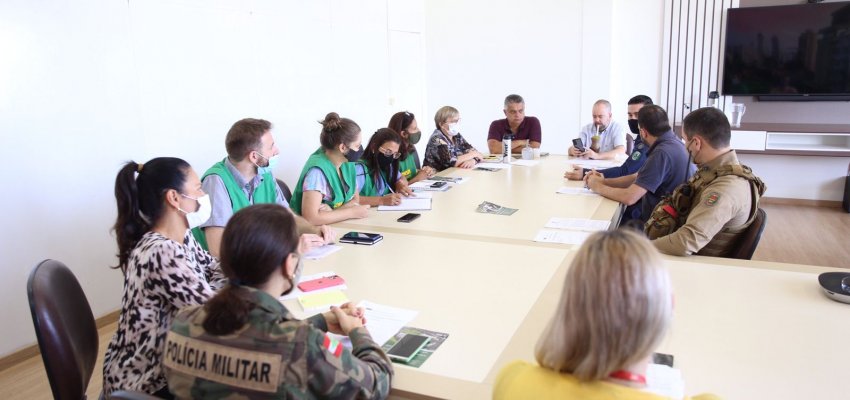 NAPA esclarece que atendimento é para cães e gatos com prioridade em castração e microchipagem