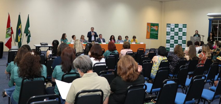 Chapec&oacute; sediou Encontro Estadual dos Conselhos Municipais de Educa&ccedil;&atilde;o