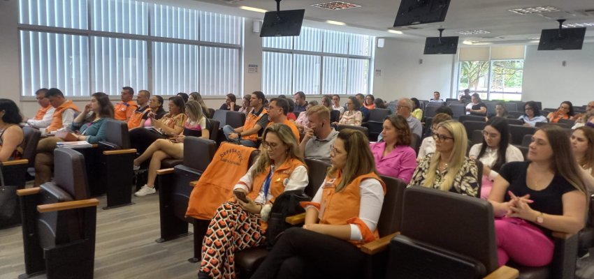 Chapecó participa de evento sobre Plano de Contingência da Assistência Social