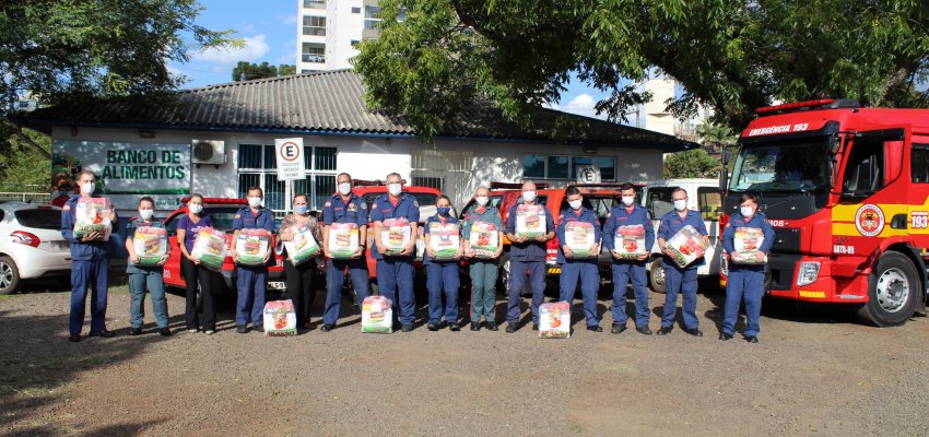 SEASC recebe cestas básicas do Corpo de Bombeiros 