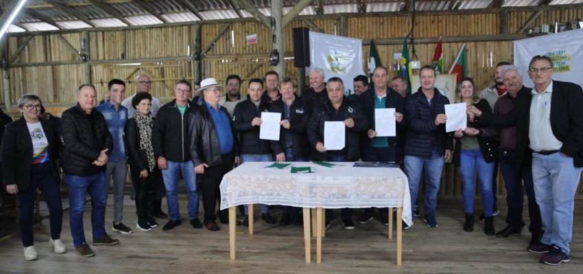 Anunciados R$ 7,5 milh&otilde;es para asfaltar ruas do L&iacute;der, Santa Paulina e Vila Real