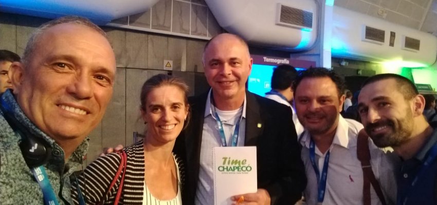 Chapecoenses participam de Congresso Olímpico