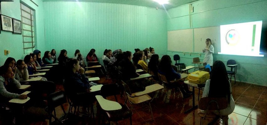 A&ccedil;&atilde;o do PSE em Escola do Bormann