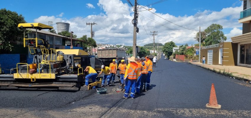 Administração de Chapecó já pavimentou 30 km em 2021