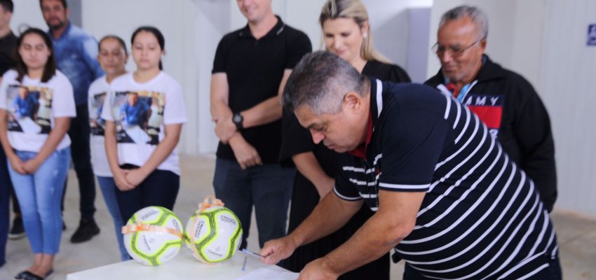 Inaugurado o Centro Comunit&aacute;rio do Loteamento Expoente