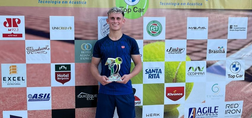 Chapecoense &eacute; campe&atilde;o estadual de t&ecirc;nis de campo