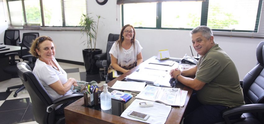 Administração assina acordo de cooperação técnica com Secretaria de Administração Prisional