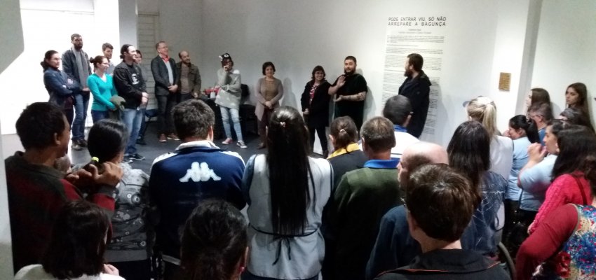 Exposição do Coletivo Inço segue até outubro na Galeria Municipal