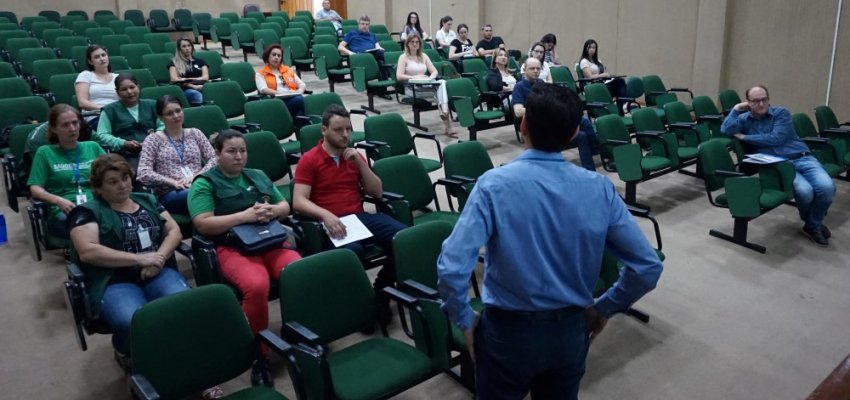 Sala de Situa&ccedil;&atilde;o discute a&ccedil;&otilde;es de combate a dengue em Chapec&oacute;
