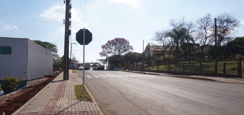 Prefeitura conclui obras no acesso &agrave; Vila Mantelli 