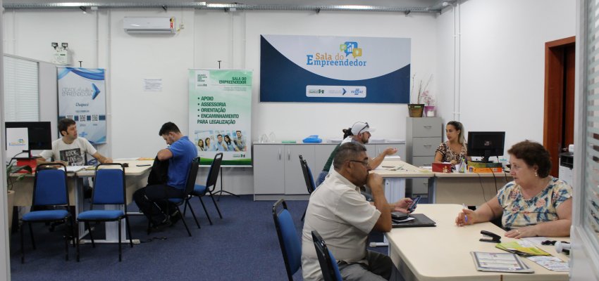 Sala do Empreendedor auxilia MEIs na emissão da declaração