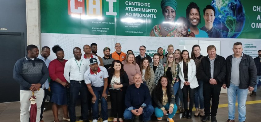 Prefeitura cede salas da Rodoviária para associações de venezuelanos e haitianos