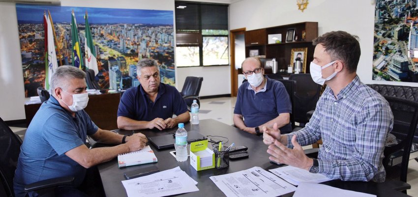 Prefeitura n&atilde;o vai mais fiscalizar vacina&ccedil;&atilde;o em eventos e abre novo Vacim&oacute;vel