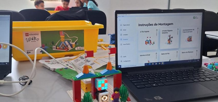 Iniciam aulas de tecnologia do projeto Gera&ccedil;&atilde;o Desbravalley no Centro Multiuso do Esplanada