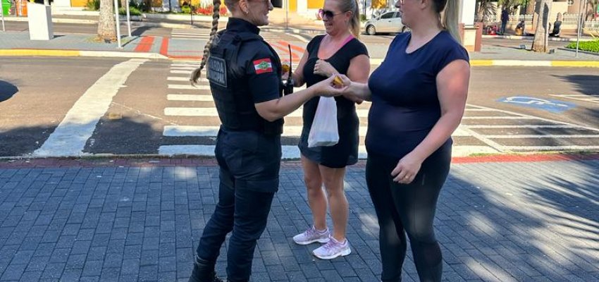 Guarda Municipal realiza a&ccedil;&atilde;o em homenagem &agrave;s mulheres