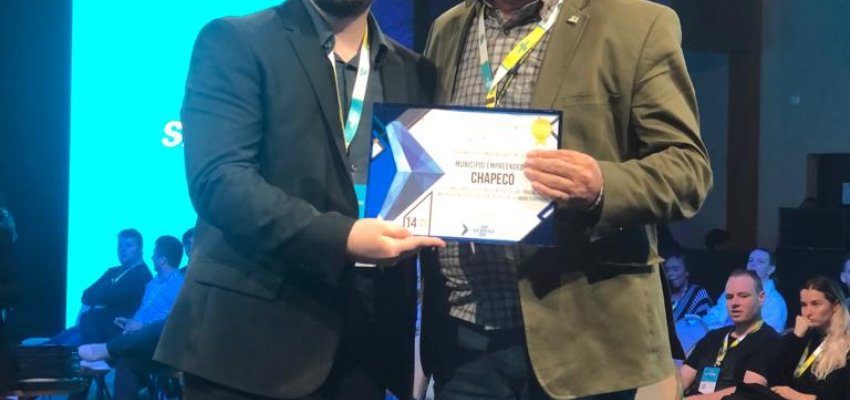 Chapec&oacute; recebe selo de munic&iacute;pio empreendedor 