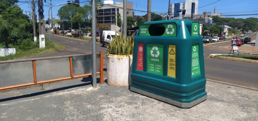 Chapecó tem novos pontos de coleta de vidros 