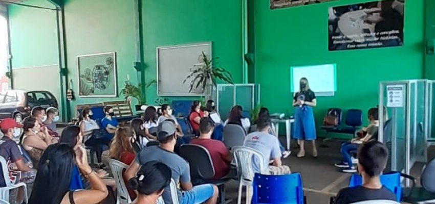 Chapec&oacute; promove inclus&atilde;o de jovens em programa de aprendizagem