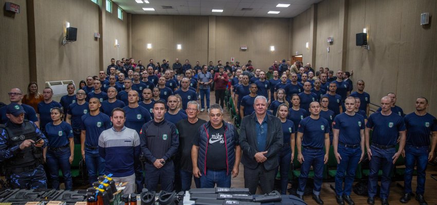Prefeitura anuncia refor&ccedil;o de pessoal e entrega R$ 2,7 milh&otilde;es em equipamentos para Guarda