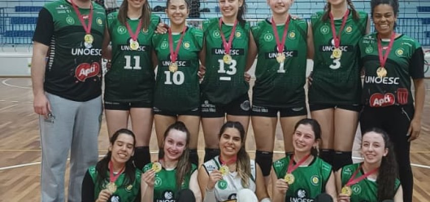 Equipe Sub-19 da ACV &eacute; campe&atilde; da Liga Oeste de V&ocirc;lei