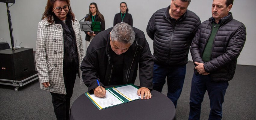 Prefeitura de Chapec&oacute; anuncia concurso e investimentos para a Educa&ccedil;&atilde;o