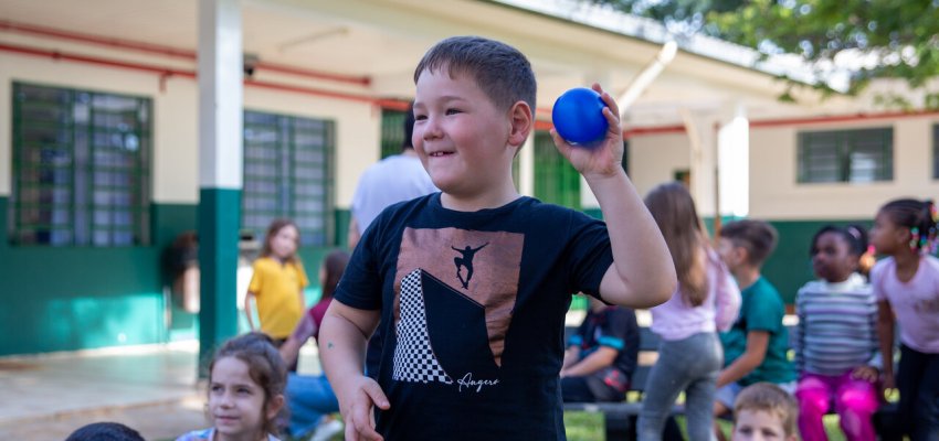 Turma de primeiro ano da EBM S&atilde;o Crist&oacute;v&atilde;o se diverte enquanto aprende a ler e escrever 
