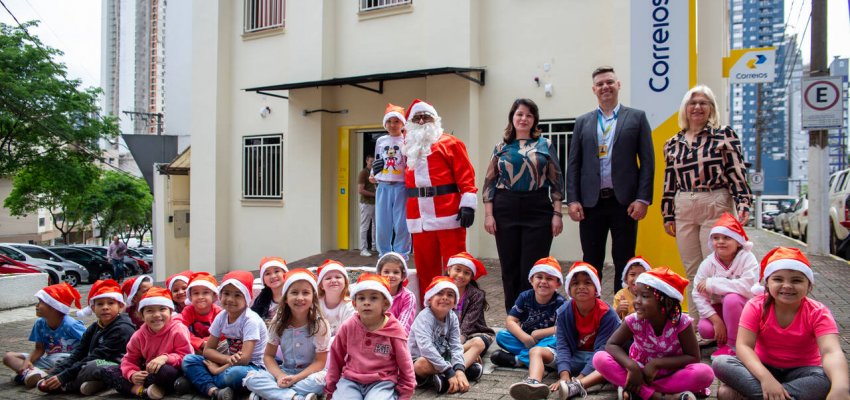 Campanha Papai Noel dos Correios foi aberta hoje em Chapecó