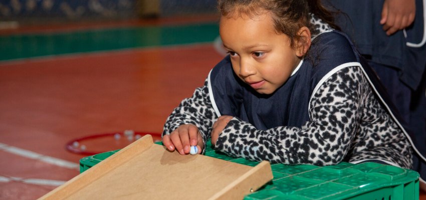 Jogos auxiliam desenvolvimento das crian&ccedil;as em aulas de Educa&ccedil;&atilde;o F&iacute;sica