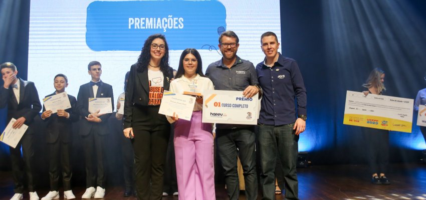Grande final do projeto orat&oacute;ria nas escolas ocorreu nesta semana
