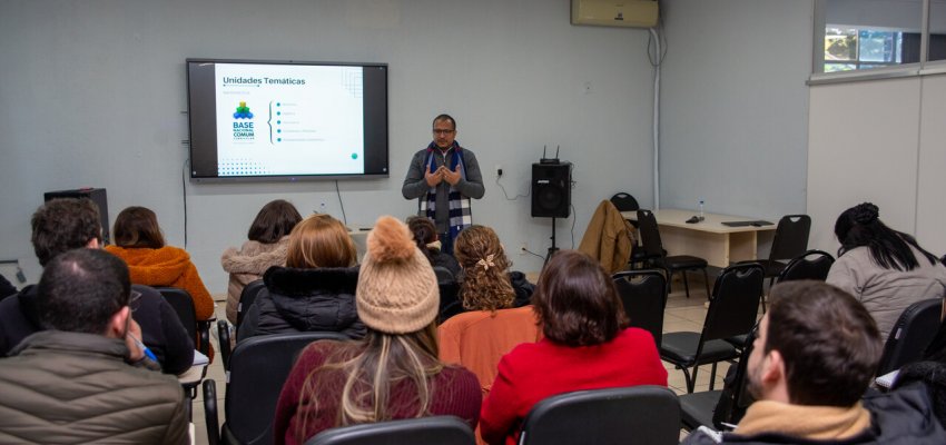Secretaria de Educa&ccedil;&atilde;o divulga cronograma de forma&ccedil;&otilde;es e lives