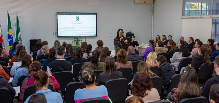 Secretaria Municipal de Educa&ccedil;&atilde;o divulga cronograma de forma&ccedil;&otilde;es