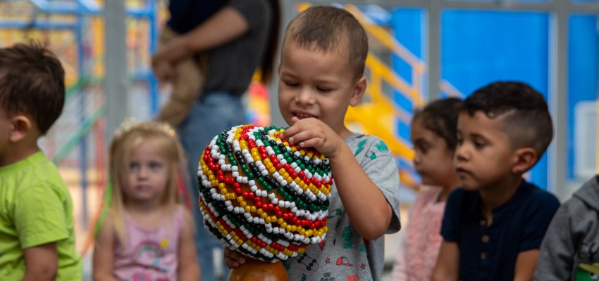 Turmas de Maternal participam de Oficina Musical