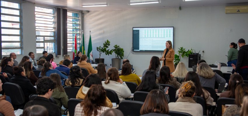 Secretaria de Educa&ccedil;&atilde;o divulga cronograma de forma&ccedil;&otilde;es
