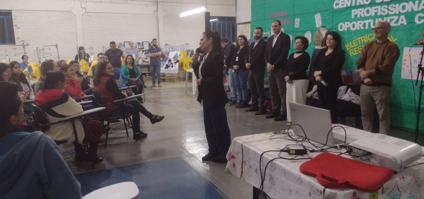 Inaugurado o Centro de Qualifica&ccedil;&atilde;o do Oportuniza Chapec&oacute;