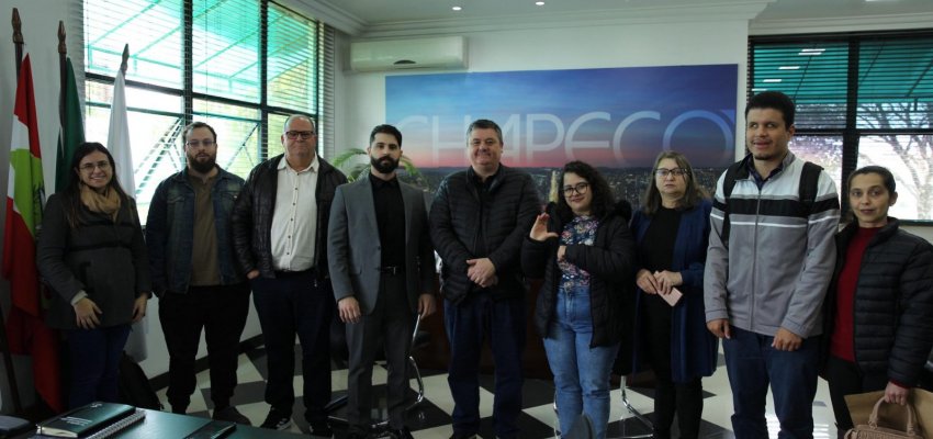Prefeito de Chapecó recebe representantes do COMDE 