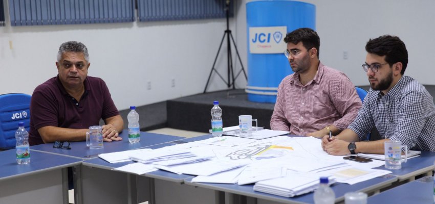 Prefeitura e Júnior Kart Clube discutem nova pista internacional