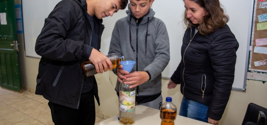 Repelente natural &eacute; produzido nas aulas de Ci&ecirc;ncias na EBM Al&eacute;cio Alexandre Cella