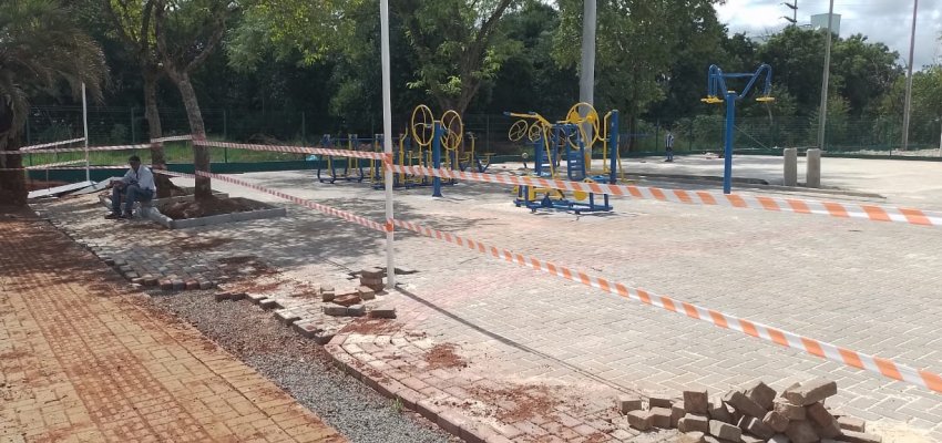 Prefeitura orienta popula&ccedil;&atilde;o para evitar acesso a pra&ccedil;as e parques em obras