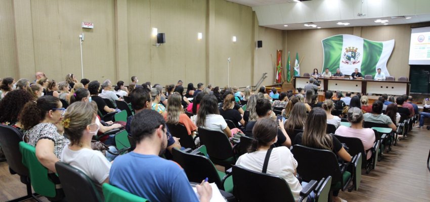 Mobiliza&ccedil;&atilde;o contra a dengue em Chapec&oacute;