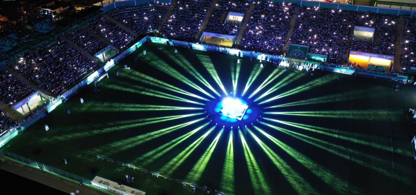 Noite de homenagens na Arena Condá