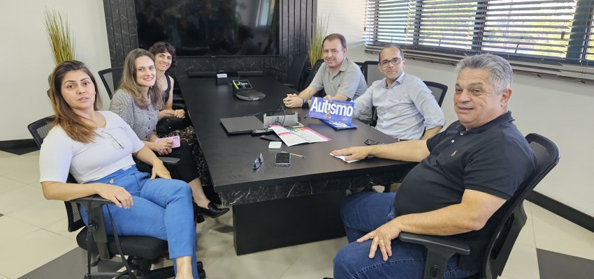 Diretoria da AMA e Prefeitura projetam atendimento para 500 pessoas em nova sede