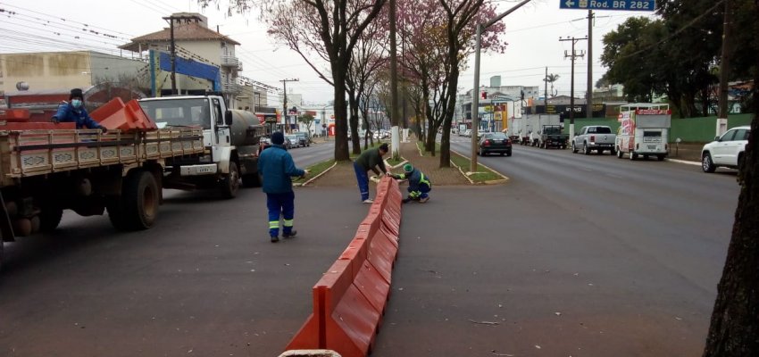 Seis cruzamentos são fechados em Chapecó para melhorar a fluidez do trânsito